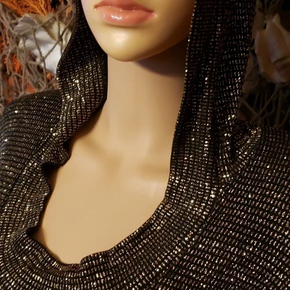 𝅺Beautiful dress size small. By Brian Lichtenburg. - Picture 15 of 15